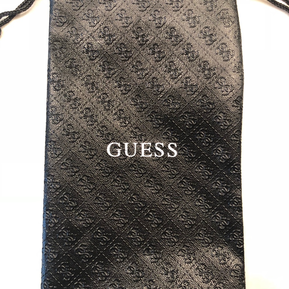 Brand New GUESS Black Eye Sun Glasses Case Pouch